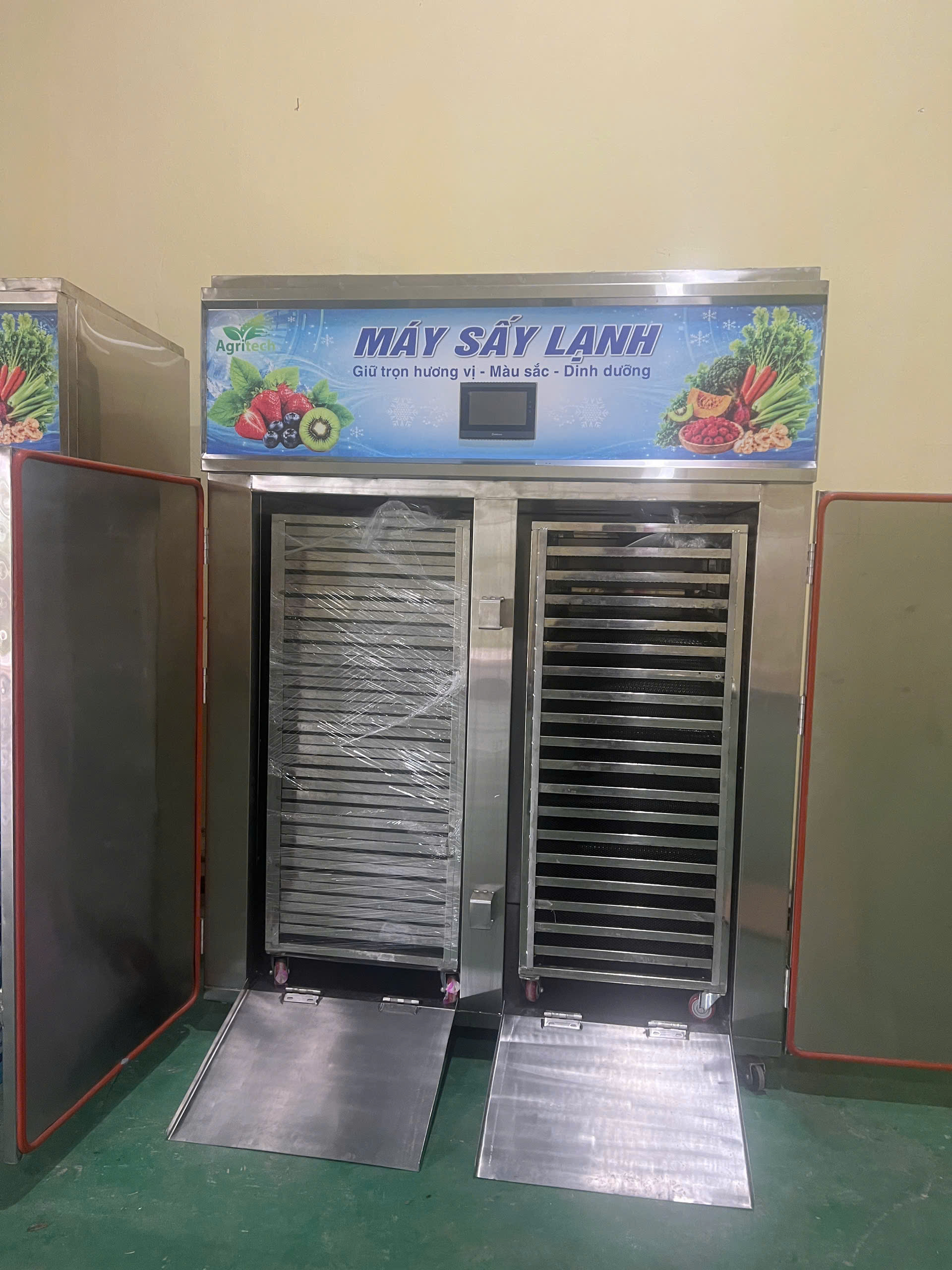 máy sấy lạnh diệt khuẩn plasma